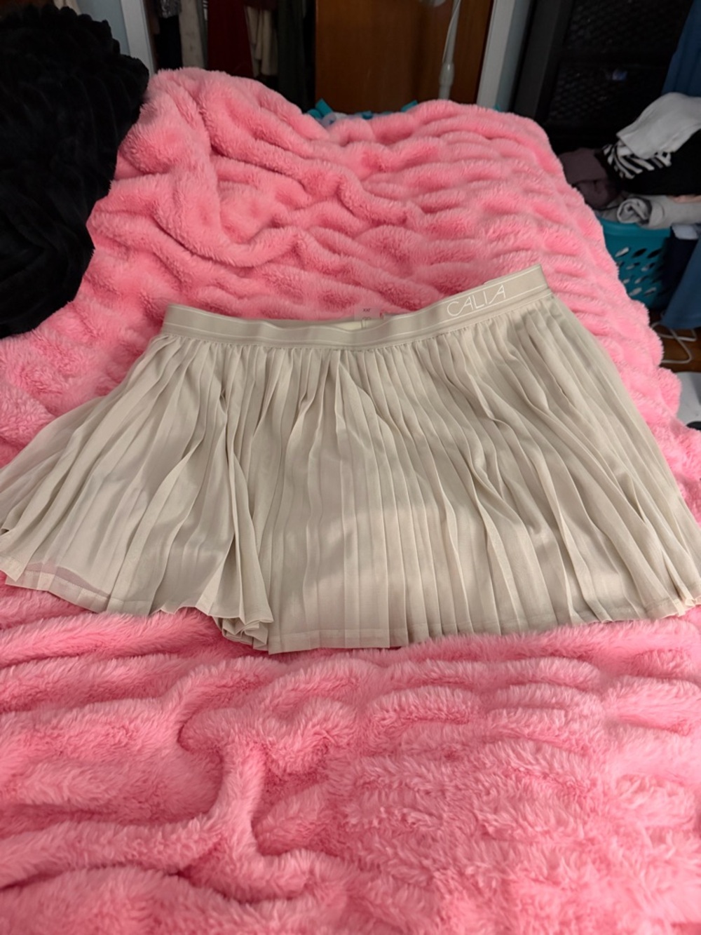 CALIA by Carrie Underwood Pleated Mini Skirt in Light Beige